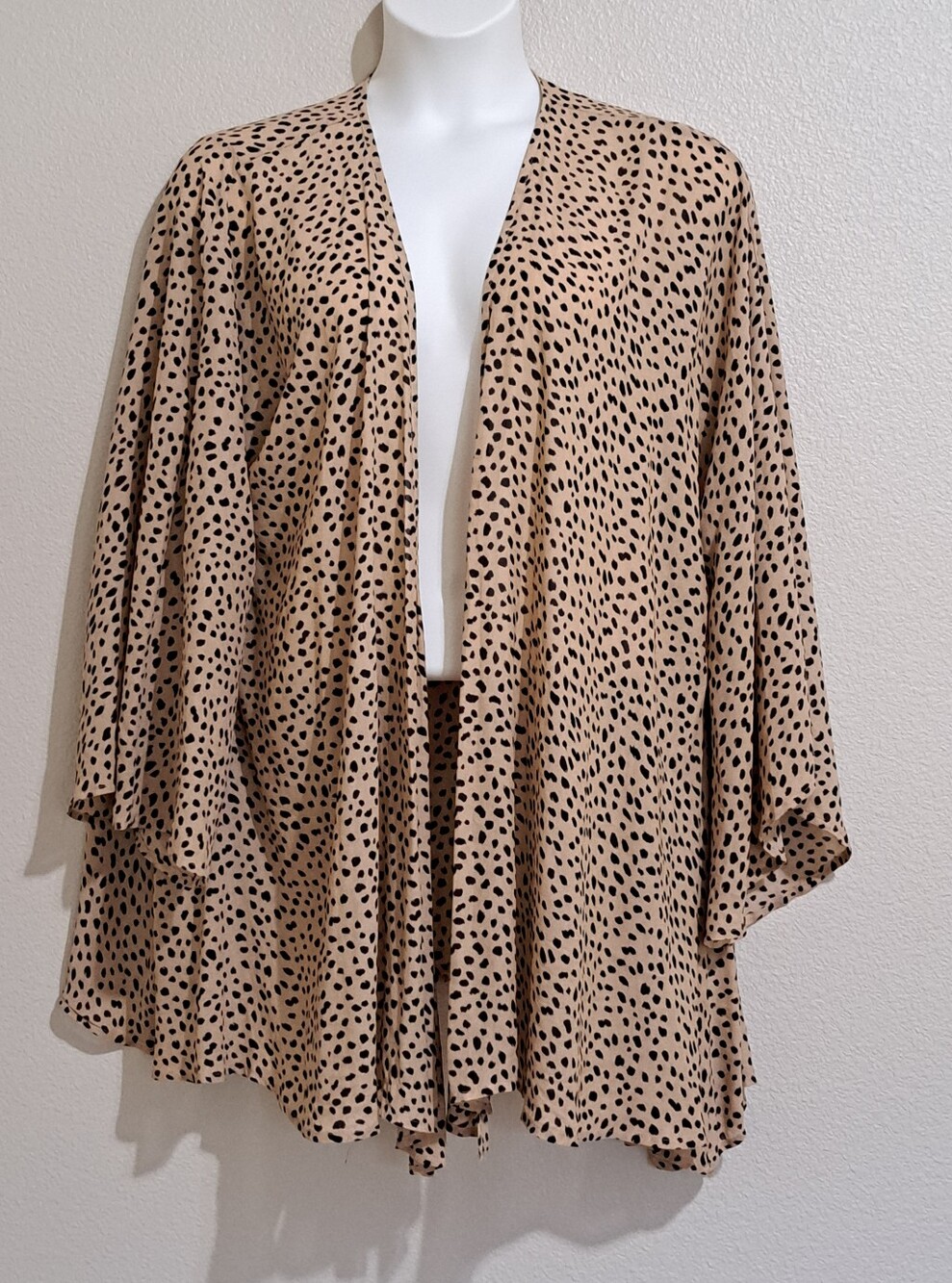 Forever 21 Lopard Print Kimono Cardigan Cover Up Large